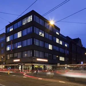 מלון Easyhotel Centre South